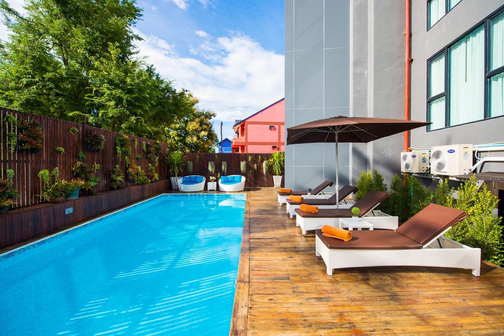 Tetris Hotel Ao Nang Exterior foto